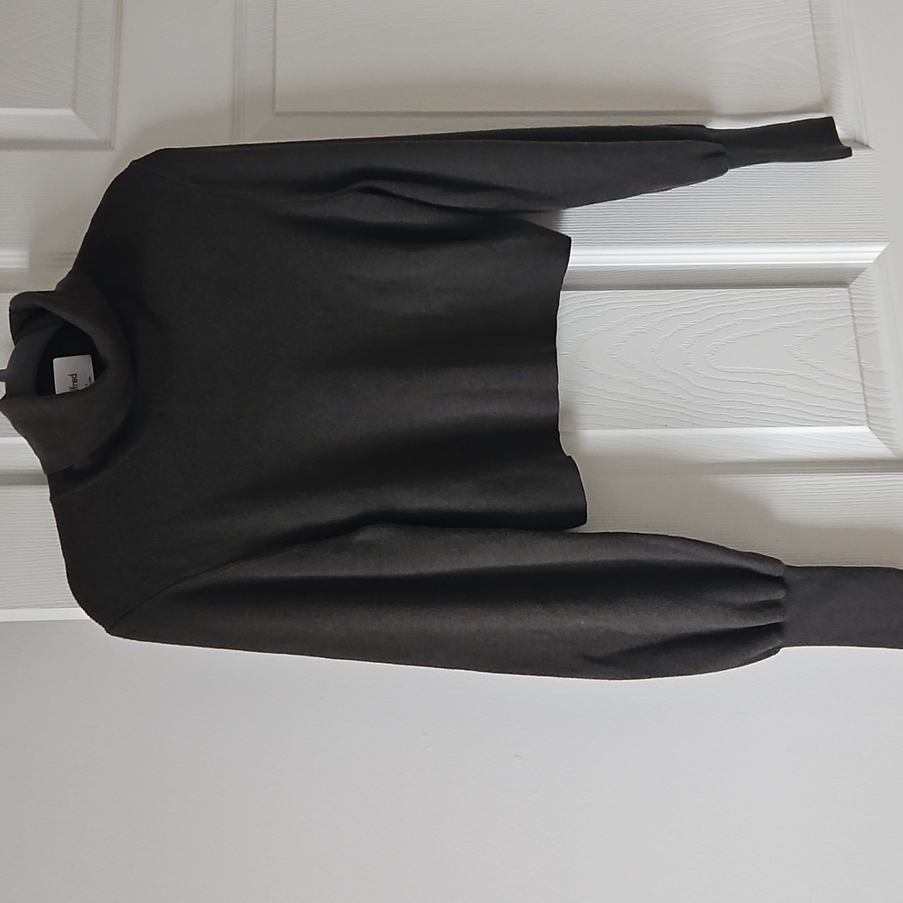 Aritzia Wilfred Rebecca Turtleneck Sweater